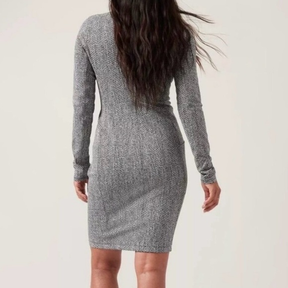 Athleta Delancey Textured Dress Gray, Long-Sleeve Mock Neck, Bodycon, 1/4 Zip, M - Picture 4 of 16